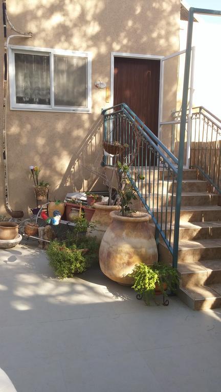 Martini Dead Sea Villa Neve Zohar Bilik gambar